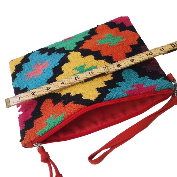 Grace & Lace Western Aztec Rug Tapestry Wristlet Clutch 11x9 Zipper - Picture 2 of 9